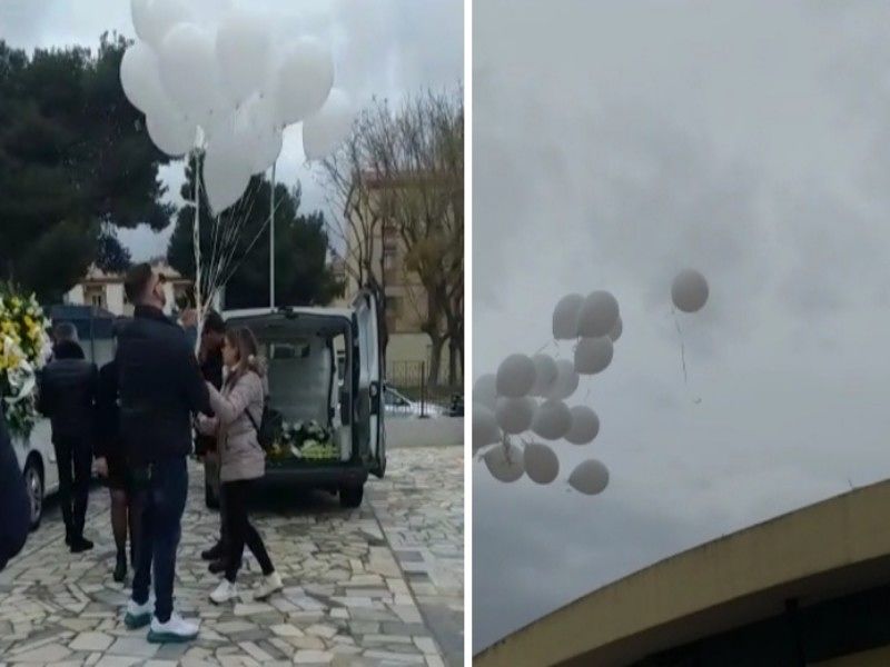 Palloncini bianchi e lacrime a Cagliari per l’addio a Stefano Boi: “Sarai sempre con noi” 