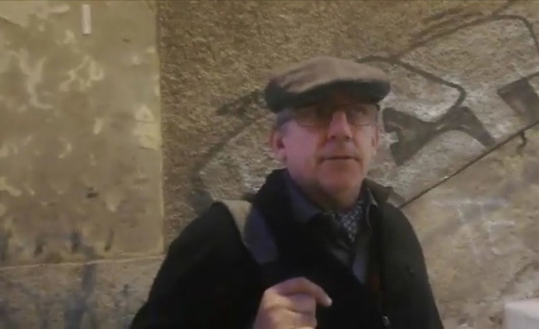 Juan, turista uruguaiano nella Cagliari azzoppata dal Coronavirus: “Volo cancellato, non so quando potrò andarmene”