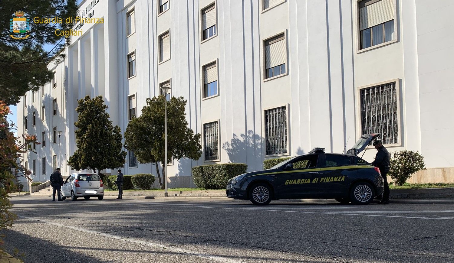 Sorprese al mare, a spasso e a spacciare: 51 persone denunciate nell’hinterland Cagliaritano