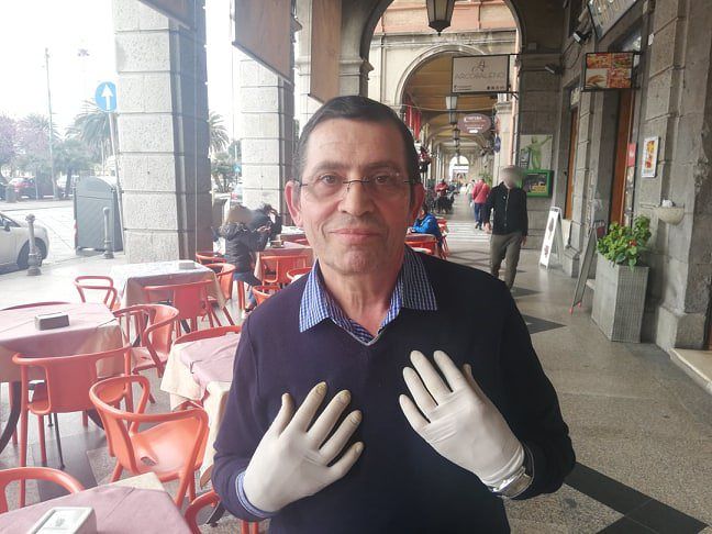 Fulvio, storico barista cagliaritano: “Pochi clienti per colpa del Coronavirus, ferie forzate per i dipendenti”