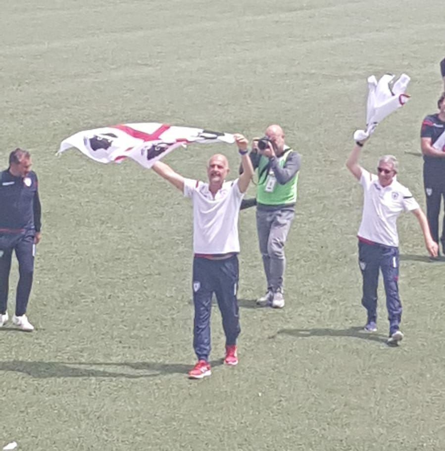 Max Canzi, l’uomo nuovo per la panchina del Cagliari dopo l’esonero di Maran: ecco chi è il mister Primavera