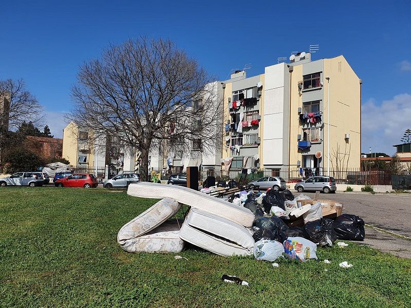 Cagliari, case da incubo a Mulinu Becciu: umidità e rischio invasione topi e blatte