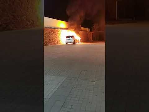 Fuoco e paura nella notte a Serramanna, in fiamme anche l’auto di un sacerdote (VIDEO)