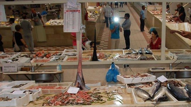 Coronavirus, spesa a domicilio dai mercati di Cagliari: ecco il numero unico del Comune per le prenotazioni