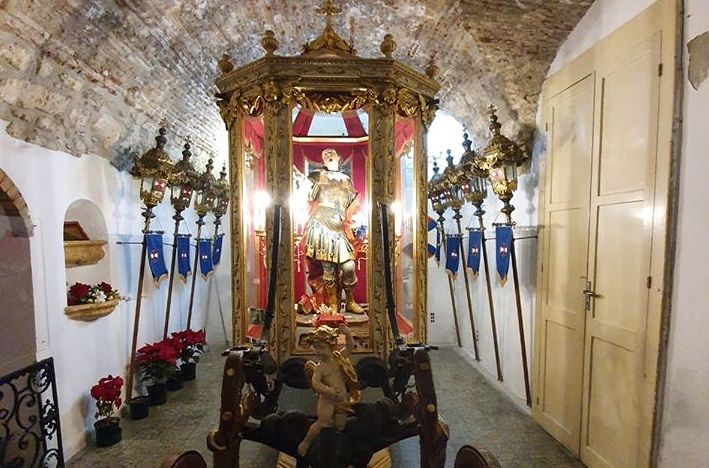 Cagliari, Sant’Efisio ai tempi del Coronavirus: orazione su WhatsApp e le incognite sul primo maggio