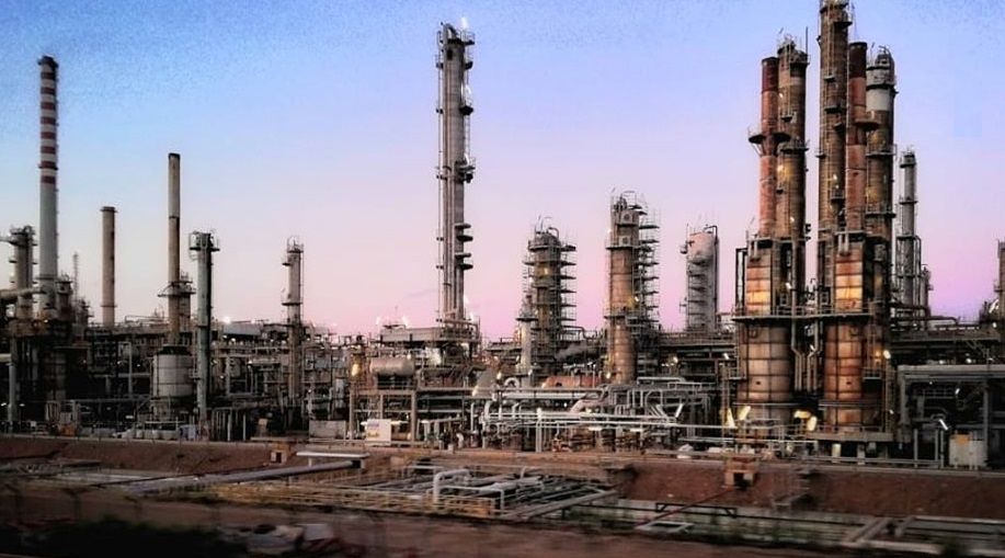 Coronavirus, stabilimenti industriali di Sarroch vietati a chi arriva dalle zone rosse