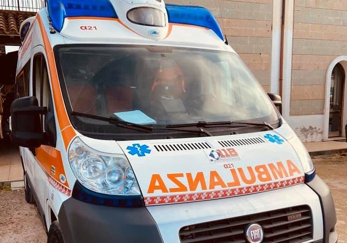 Coronavirus, mancano mascherine: associazione sospende il servizio 118 a Sestu