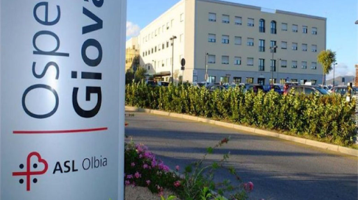 Il Coronavirus arriva anche a Olbia, 15 dipendenti dell’ospedale positivi: è allarme per i medici sardi