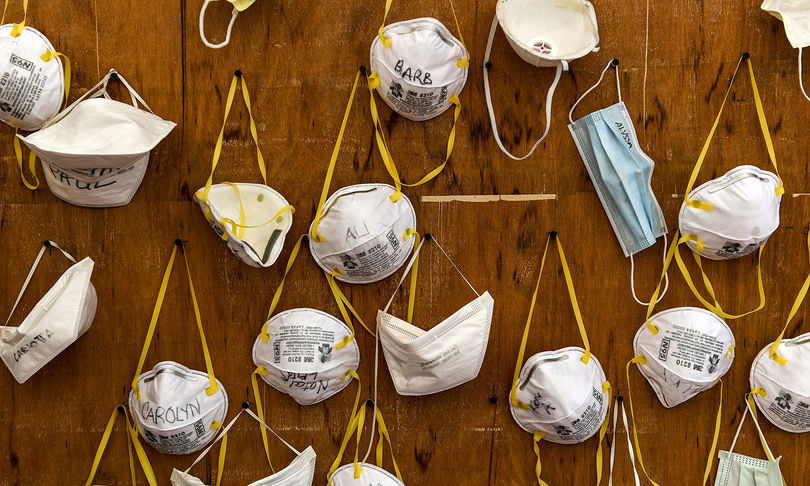 Coronavirus, migliaia di mascherine e disinfettanti non in regola sequestrati dai Nas