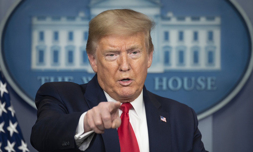 “Meno morti del previsto”: Trump sprona gli Stati a riaprire