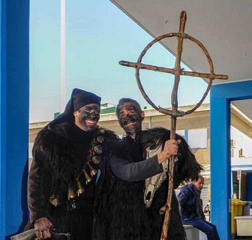 Votazione web del concorso fotografico “Dal Solstizio all’Equinozio, i volti e le maschere a Cagliari”