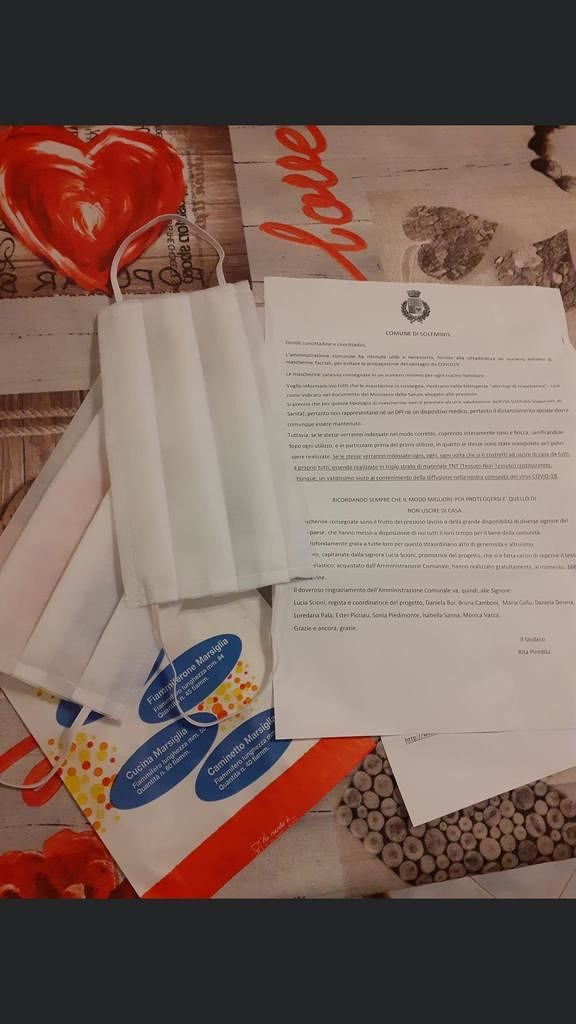 A Soleminis mascherine gratis per tutti: “Grazie anche al grande cuore delle donne del paese”