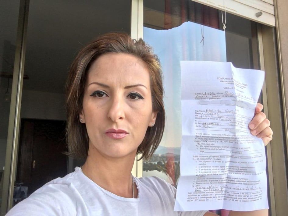 Coronavirus, cagliaritana multata mentre fa jogging: “Ma ero sotto casa mia”