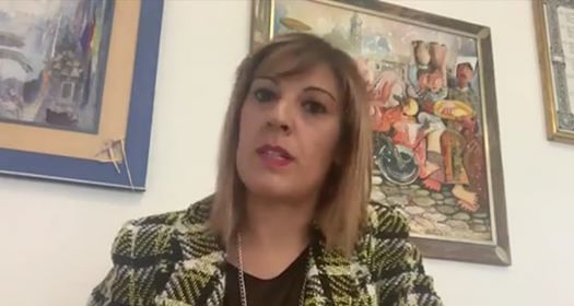 Baci al Crocifisso a Guasila, la sindaca chiede scusa: “I fedeli stanno bene e sono in isolamento”