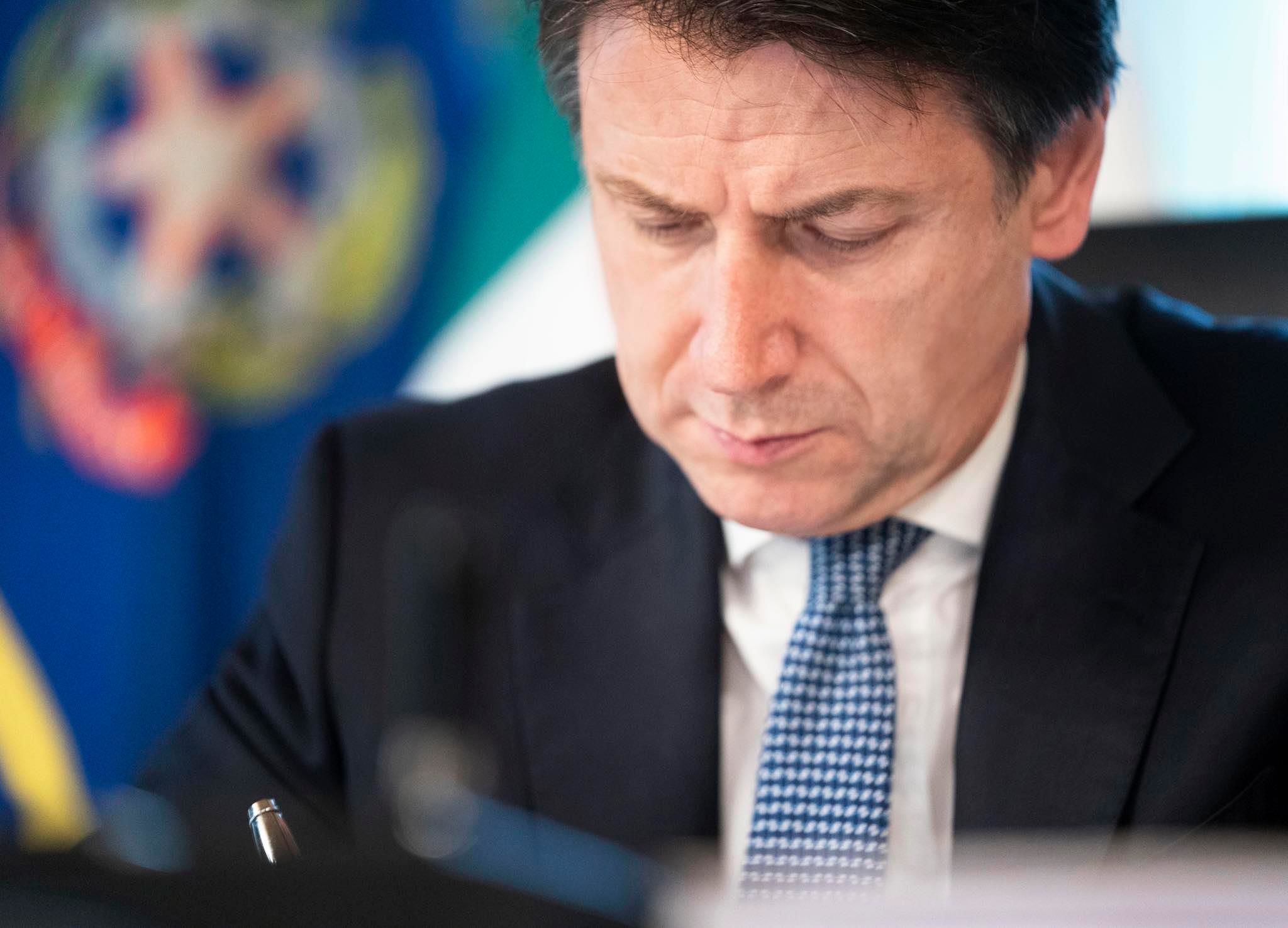 Italia, Conte annuncia la fase due del virus: “Entro la settimana saprete come ripartirà l’Italia”