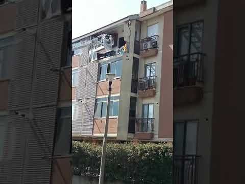 Il VIDEO dell’esplosione a Mulinu Becciu, grave un residente: “Cesss, ha aperto il palazzo…”