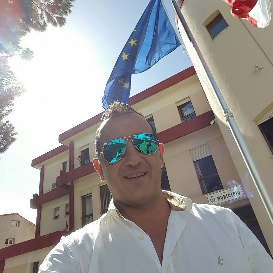 Capoterra, l’assessore Gianluigi Marras in diretta: “Il sindaco Dessì mi ha silurato dall’incarico”