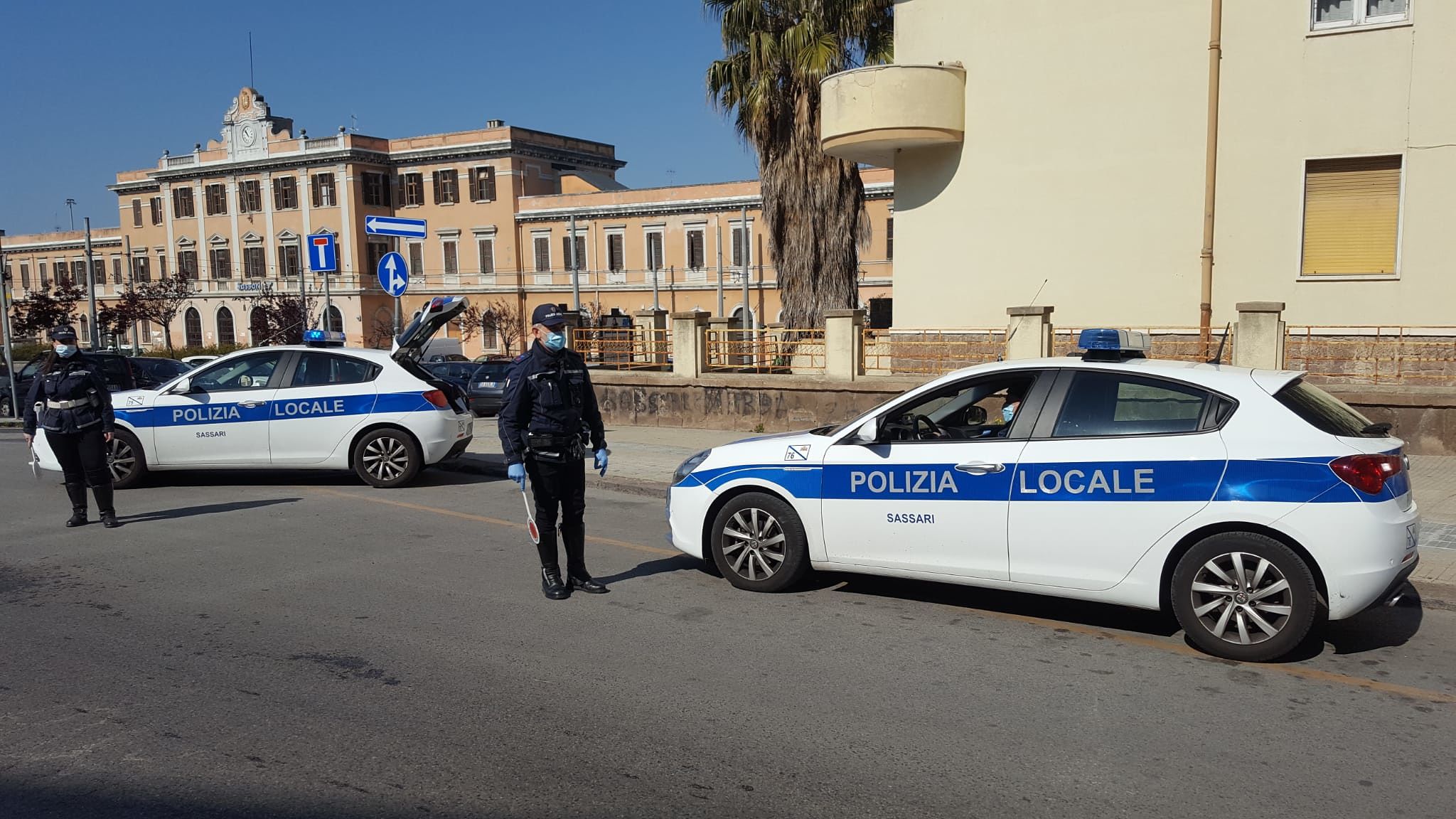 In due o in tre a fare la spesa: non si fermano le denunce della polizia a Sassari