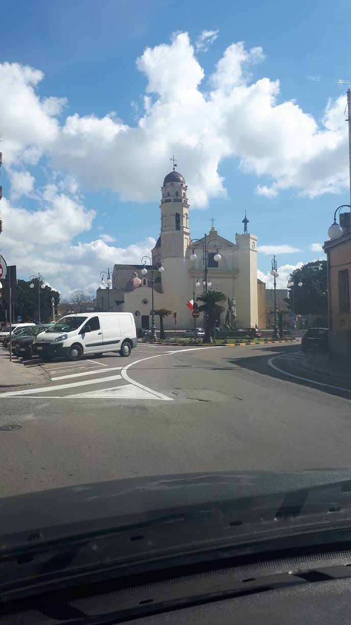 Quartu, domenica sanificazione straordinaria di panchine, pulsantiere e pensiline dei bus