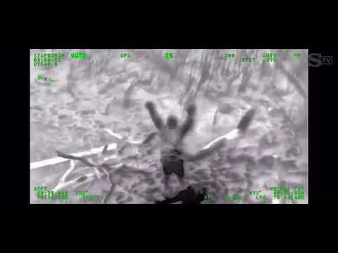 Scrive “help” sulla spiaggia, naufrago salvo su un’isola deserta – VIDEO