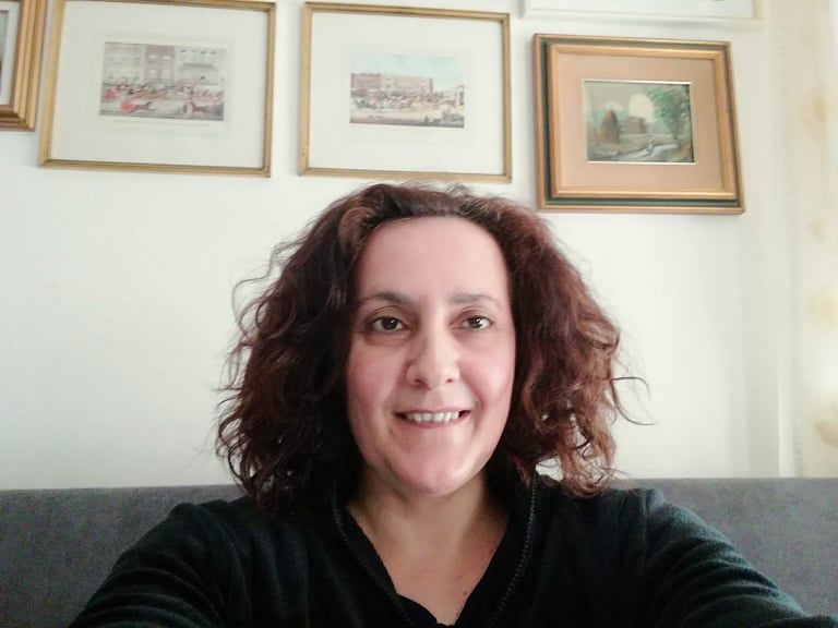 “Vivo a Pirri, il mio fidanzato a Selargius: dopo due mesi ho tanta voglia di vederlo”