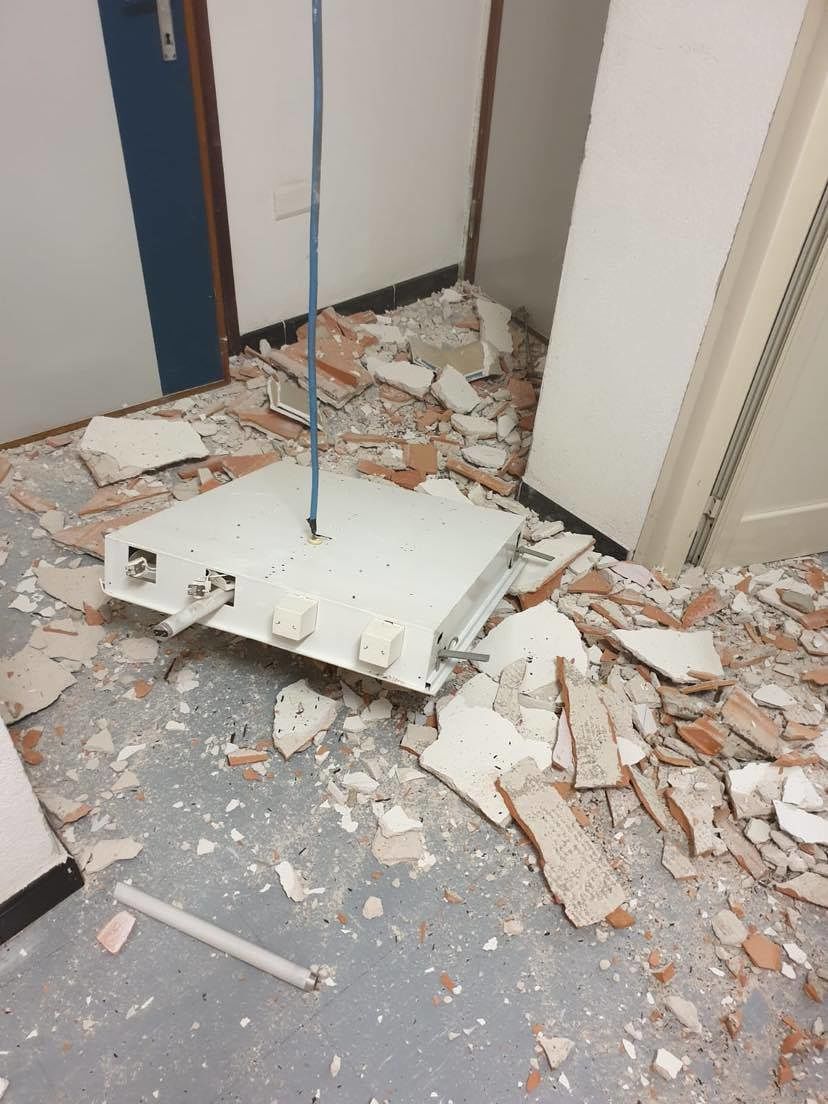 Quartu, l’incredibile crollo nella sede del 118: “Operatori in pericolo, lo specchio del caos all’Areus in Sardegna”