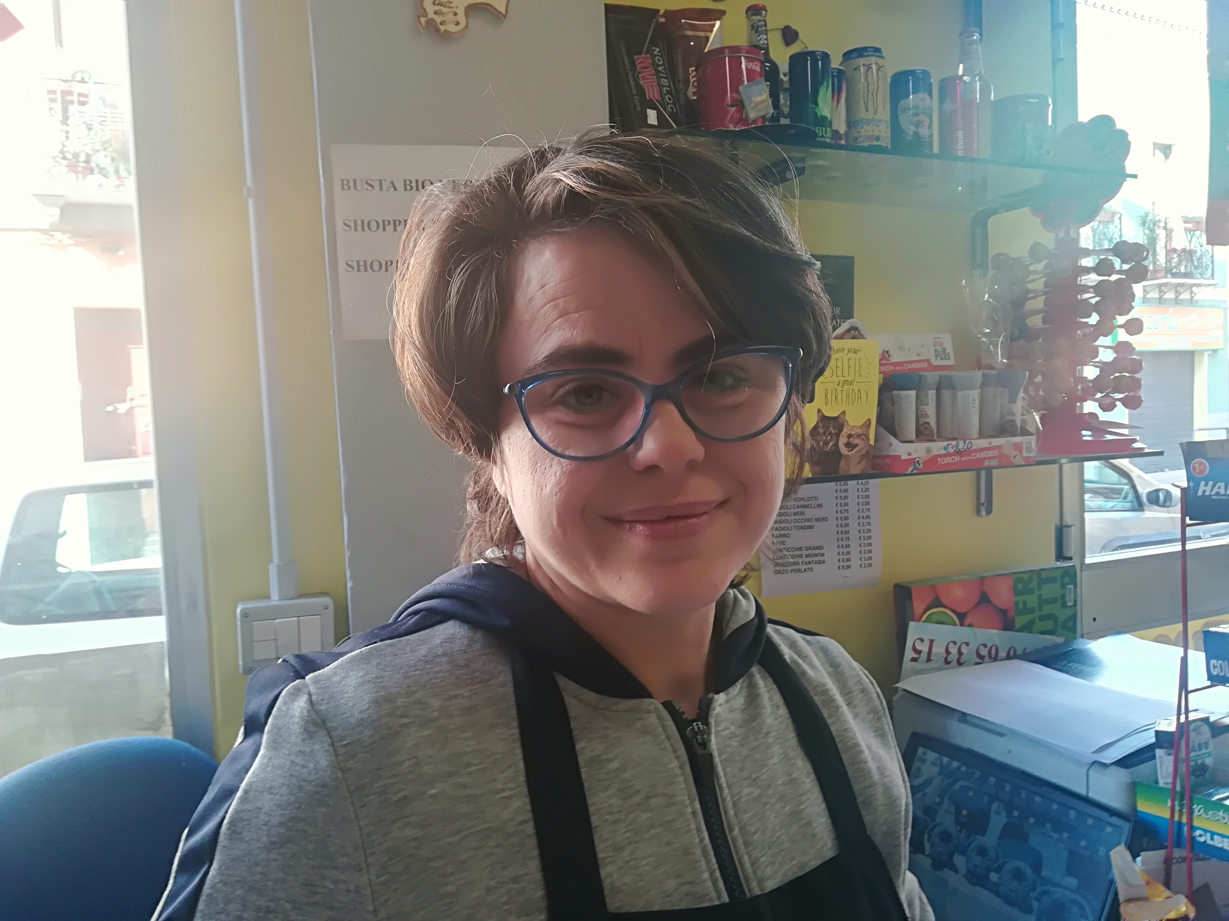 Cagliari, addio al minimarket di via San Giovanni: “Troppe tasse e spese, avrò debiti per anni”