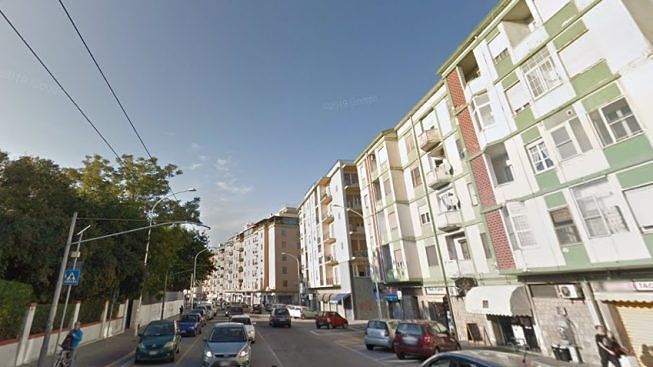 Cagliari, in isolamento per il Covid ma apre la pasticceria a Is Mirrionis: denunciato