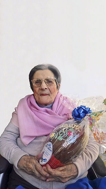 Cento anni e non sentirli: tanti auguri a Rina Arbus, la sarta che nacque nei giorni dell’influenza spagnola