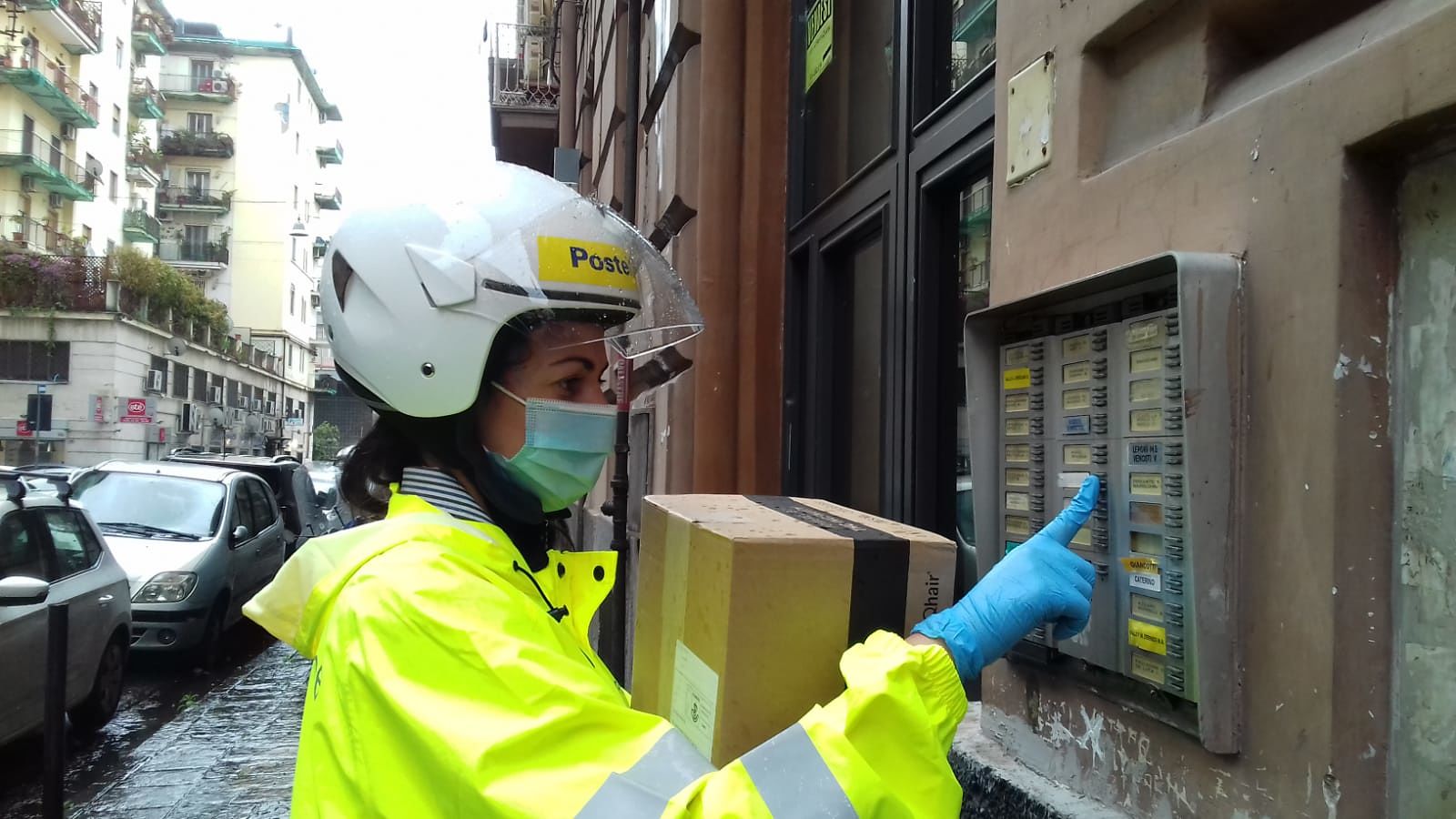 Poste, in Sardegna nel lockdown volano l’e-commerce e i pagamenti digitali