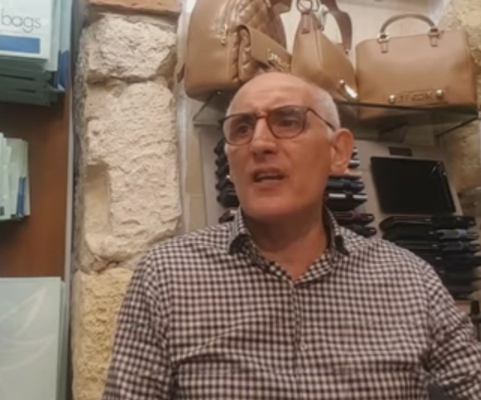 Cagliari, l’appello disperato a Truzzu: “Pagaci i costi fissi dei nostri negozi chiusi”