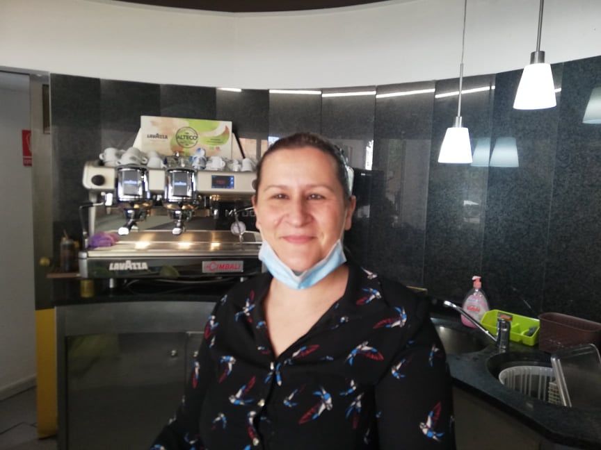 “Il Governo ci aiuti per le spese di sanificazione, nel mio bar di Cagliari pochissimi clienti”