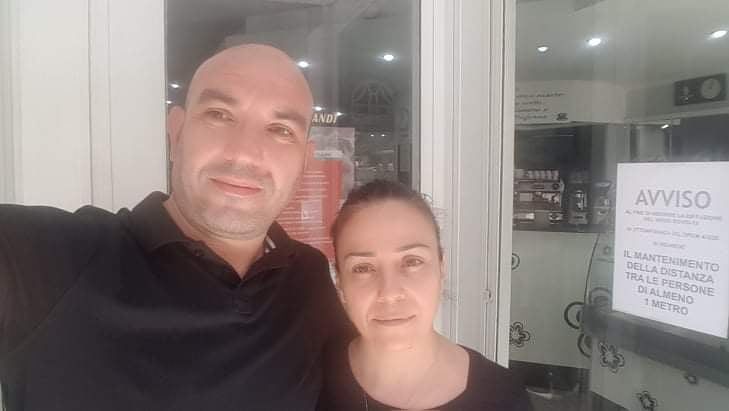 Quartu, l’sos disperato di due baristi: “Pedonalizzate la nostra strada o dovremo chiudere”