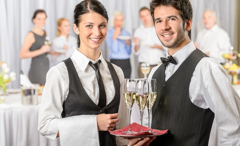 “Salviamo le imprese turistiche: i cassintegrati al lavoro negli alberghi e nei ristoranti della Sardegna”