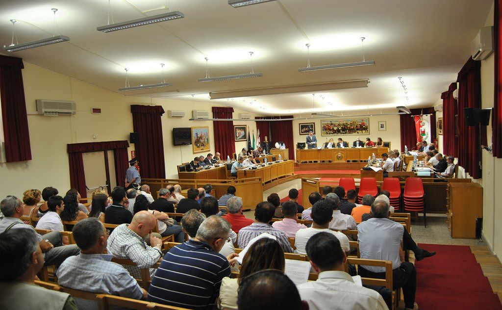 Capoterra, sono in arrivo gli 800 euro della Regione e 500mila euro per le partite Iva, a fondo perduto