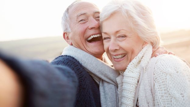 La coppia di Bologna innamorata della Sardegna: il marito muore per il virus, non torneranno più