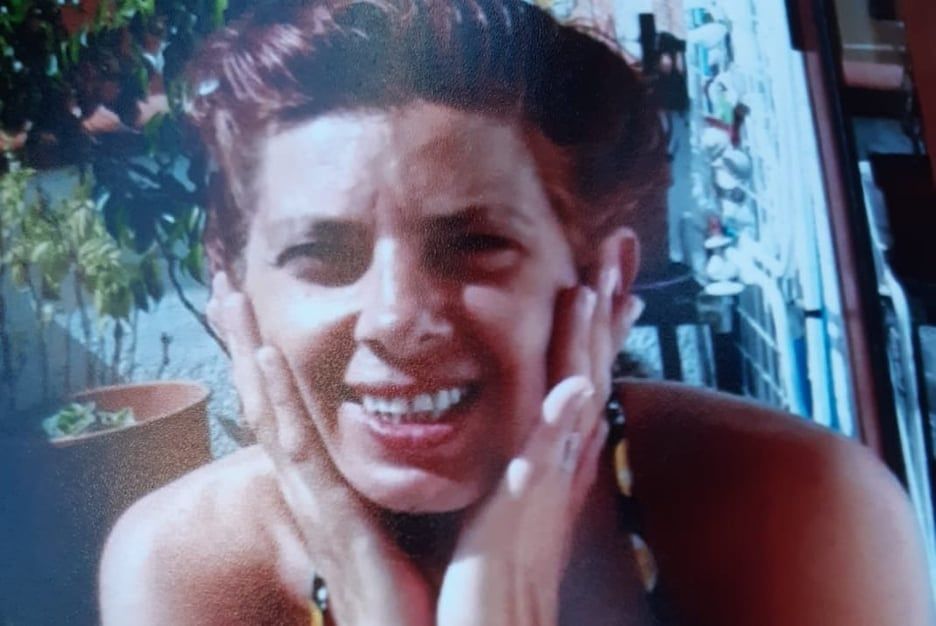 Quartu, esce con tre borse e sparisce nel nulla: “Dov’è finita mia figlia Manuela?”