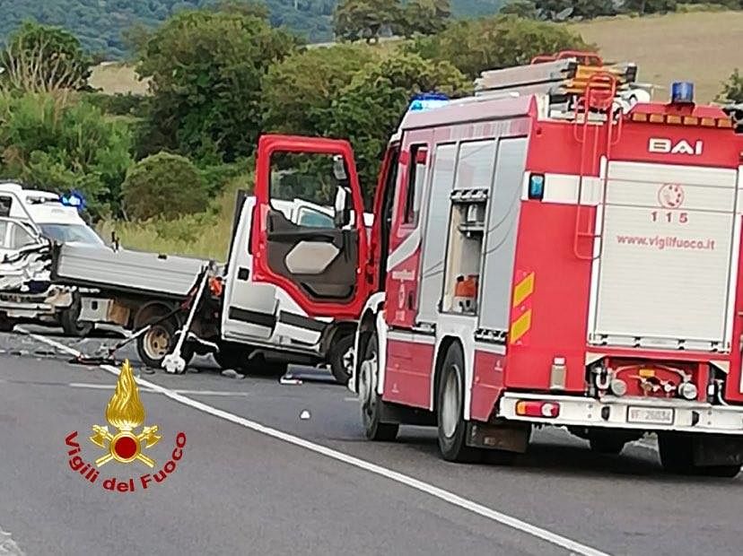 Violento schianto sulla 128 bis, muore un giovane medico di Orune