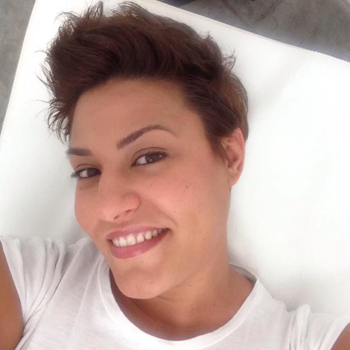 La rabbia dell’estetista di Marrubiu: “18 cittadini hanno chiamato il 112 perchè avevo metà serranda alzata”