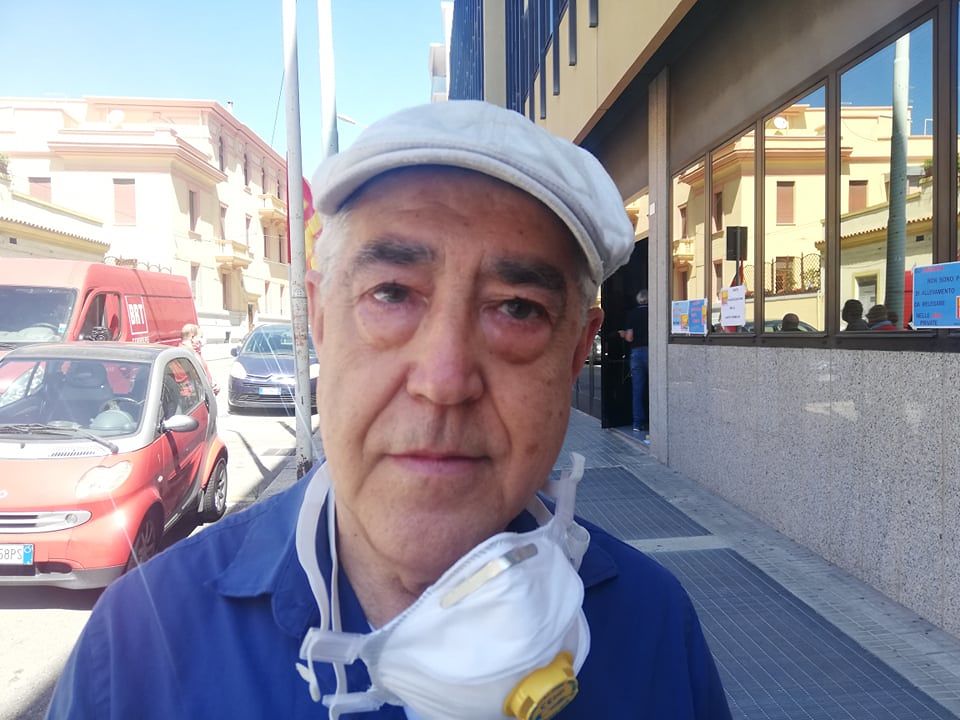 Sinnai, l’odissea di un pensionato: “A rischio dialisi e visitato online dopo un anno”