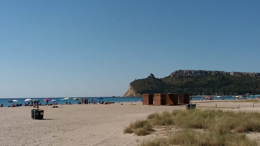 Cagliari, numero chiuso e ticket al Poetto: “Assurdo, la nostra spiaggia non sarà più libera”