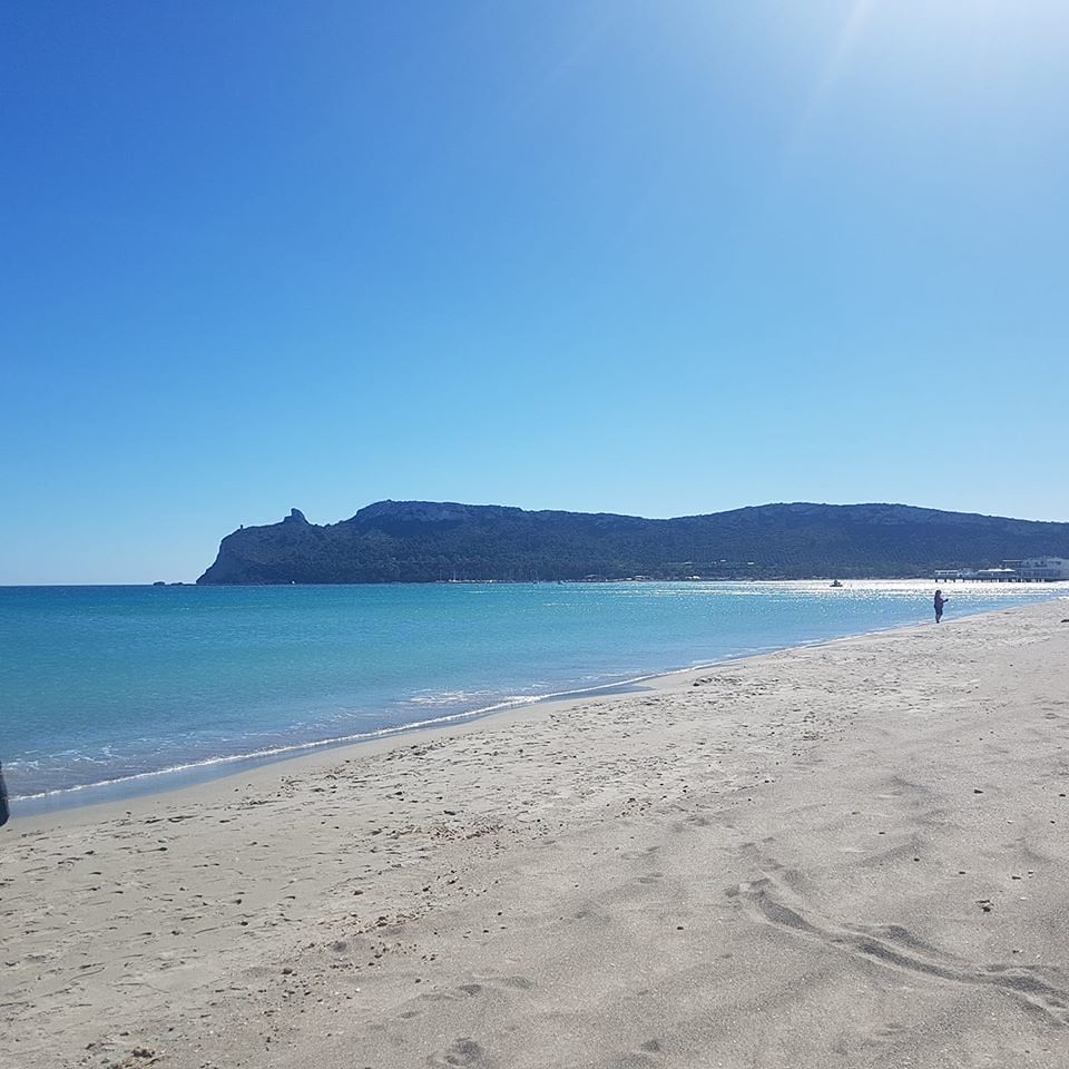Cagliari, riaprono i primi chioschetti del Poetto: quella grandissima voglia di libertà