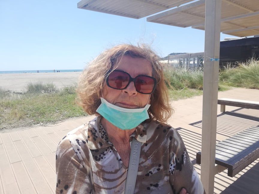 Cagliari, estate limitata anche negli stabilimenti: “Un solo ombrellone, costretta a fare i turni”