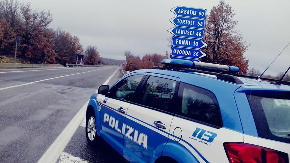 Fonni, l’ira della sindaca: “Sede della polizia stradale chiusa in piena emergenza Coronavirus”