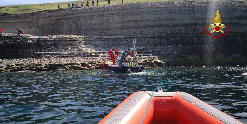 Giallo a Porto Torres, ritrovato il cadavere di un uomo vicino agli scogli