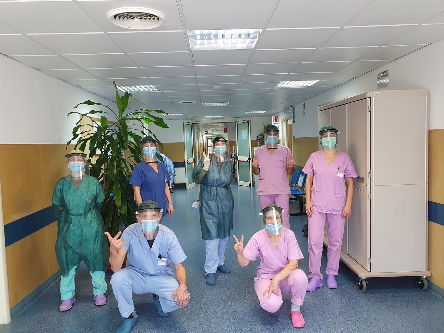 Cagliari, la colletta degli operai del Tecnocasic per acquistare l’impianto che svela i tumori del cavo orale