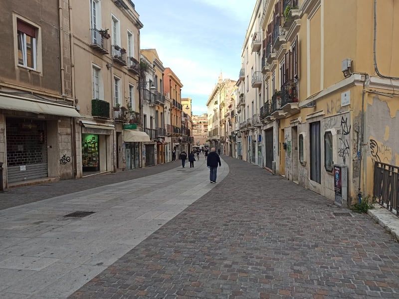 A Cagliari il lavoro diventa un miraggio, assunzioni in picchiata del 50 per cento