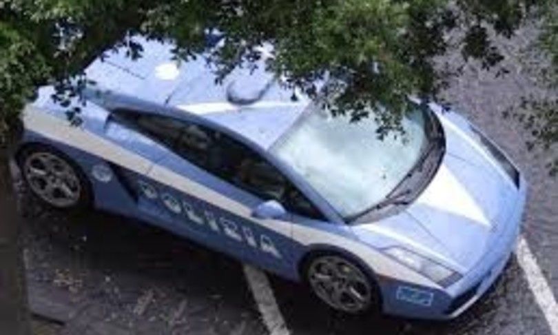 Consulente finanziario legato e ucciso a colpi pistola