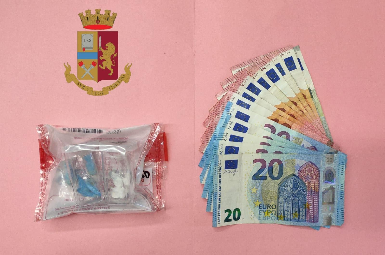 Cagliari, trovato con eroina e cocaina negli slip: in manette 54enne