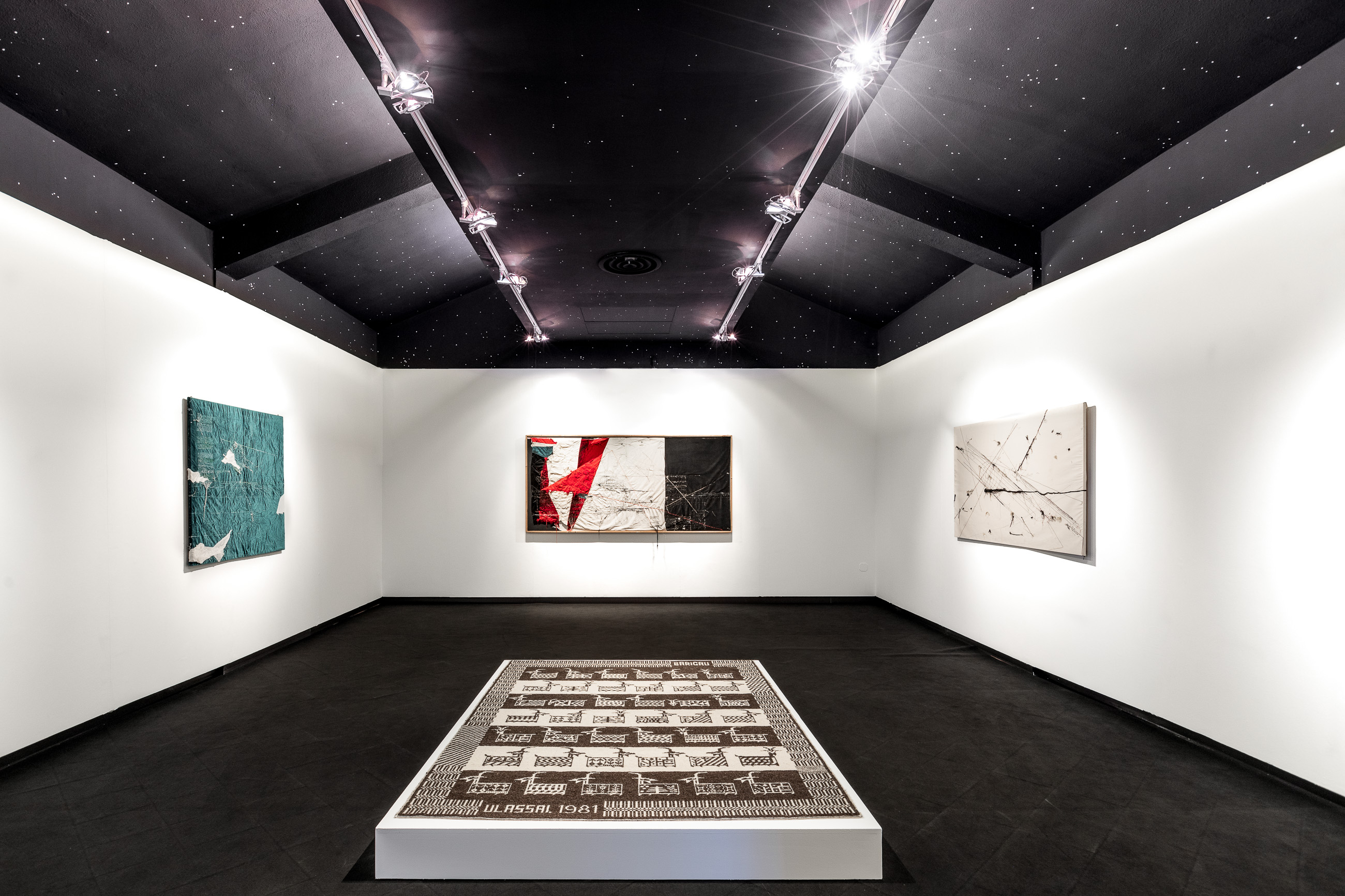 La “Fame d’infinito” di Maria Lai, una mostra che diventa esperienza multisensoriale